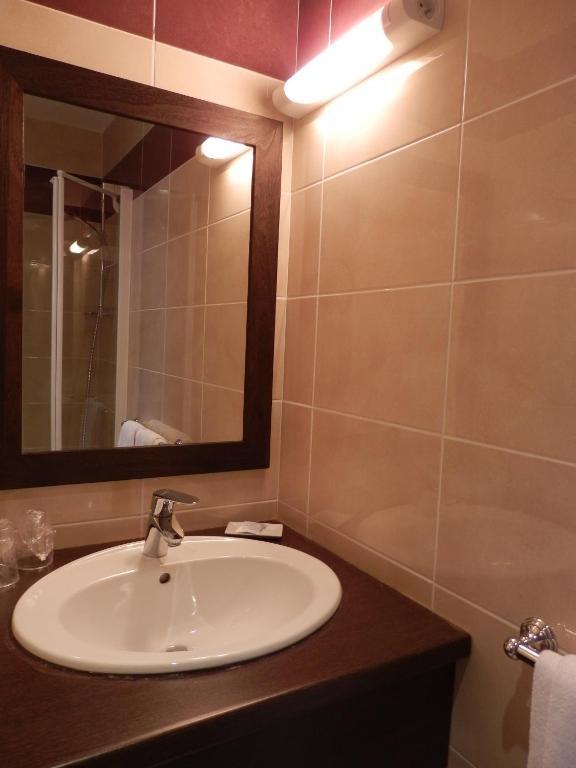 Le Comte Rouge Hotel Thonon-les-Bains Quarto foto